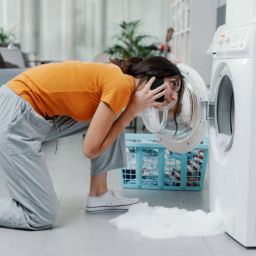 ¿Lavadora no bota agua ni avanza el ciclo? Errores comunes