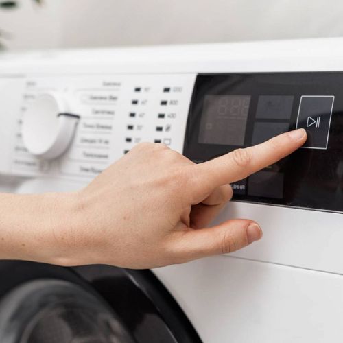 ¿Tu lavadora se apaga sola o da toques eléctricos?